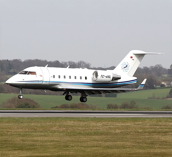 Challenger CL-604